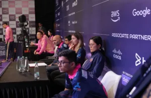 روز ششم مسابقات شطرنج جهانی: تراونی در صدر ماند، مومبای تعقیب می‌کند و رقابت فشرده شد